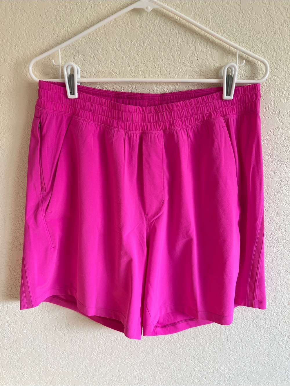 Lululemon Pace Breaker Lineless Short
